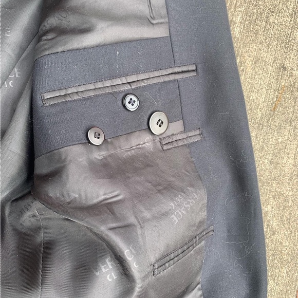 Versace Classic Blazer Size 38R - Picture 8 of 9